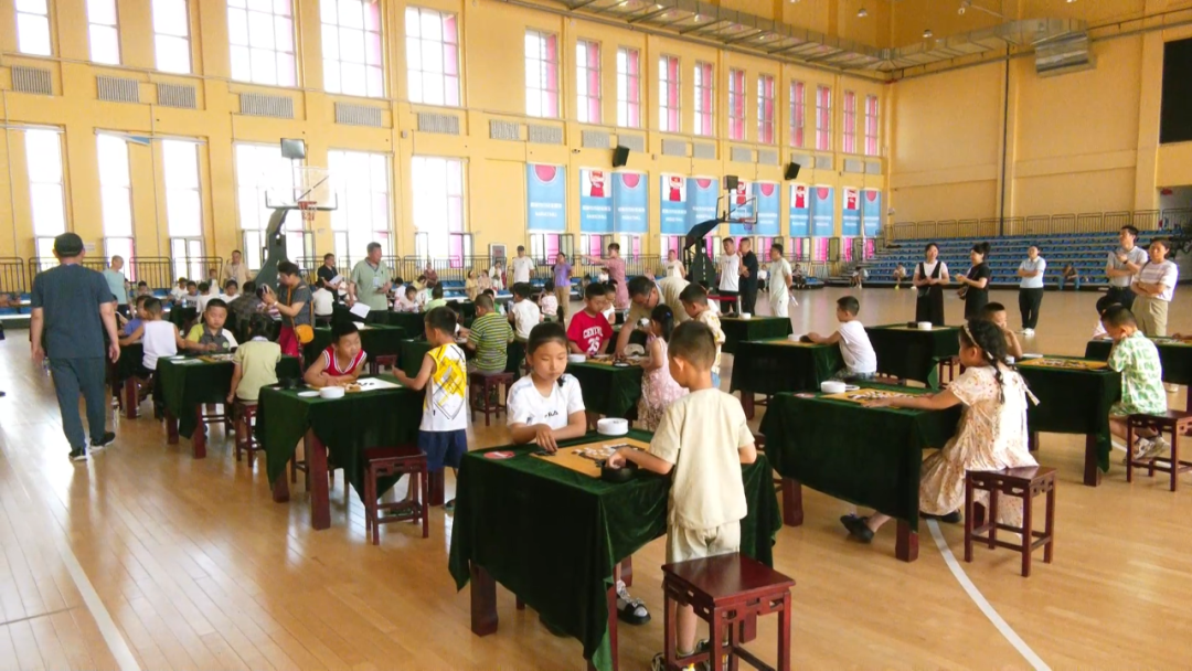 我市举办2025年夏季围棋段级位比赛